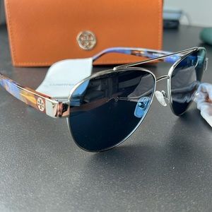 COPY - Tory Burch sunglasses